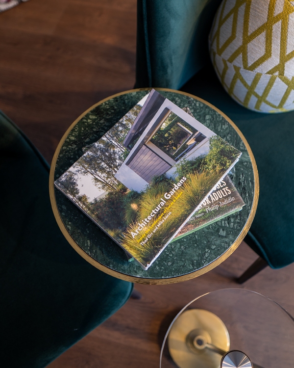 Architectural Gardens: Inside the Landscapes of Lucas & Lucas