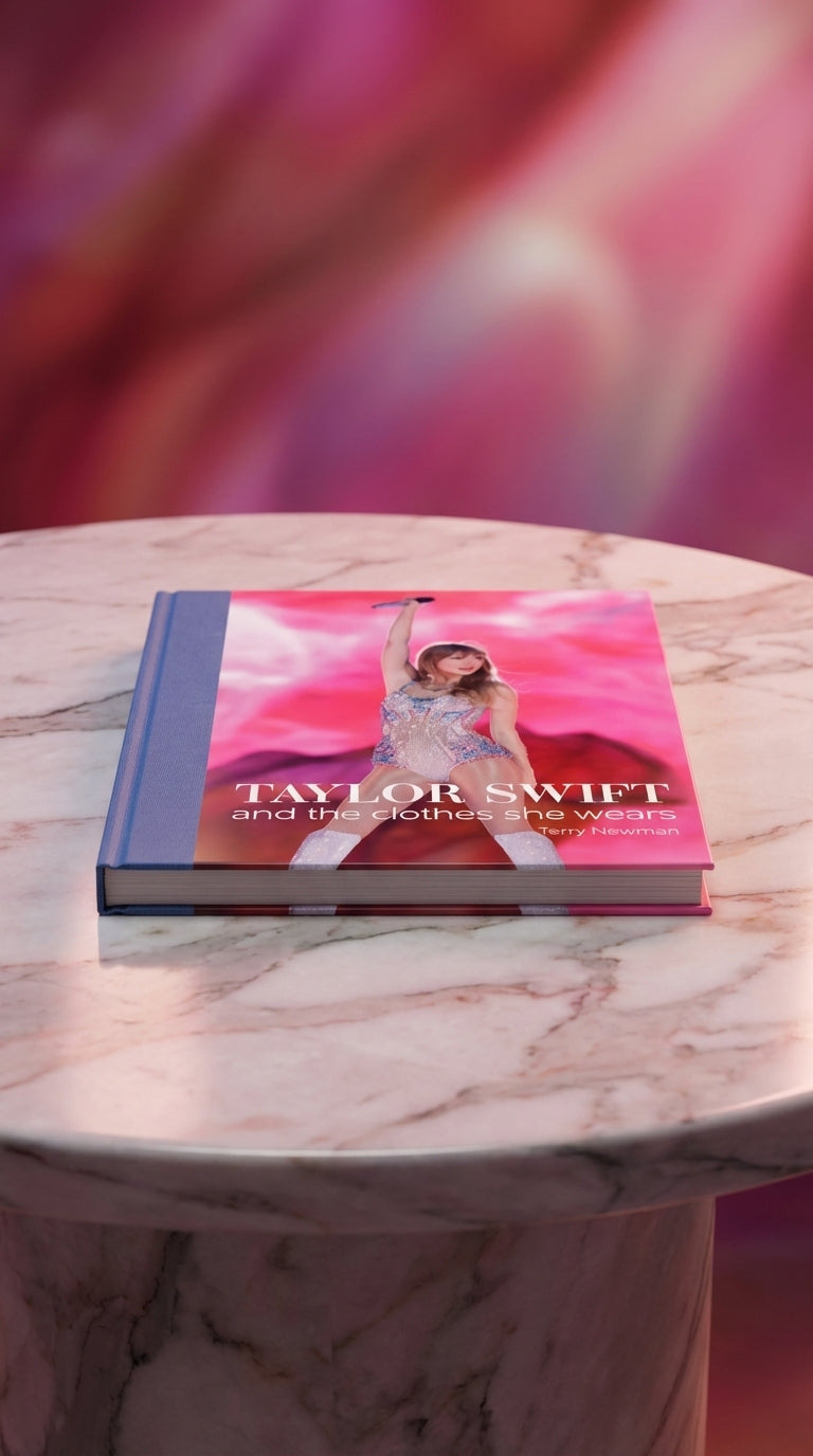 Taylor Swift: And the Clothes She Wears